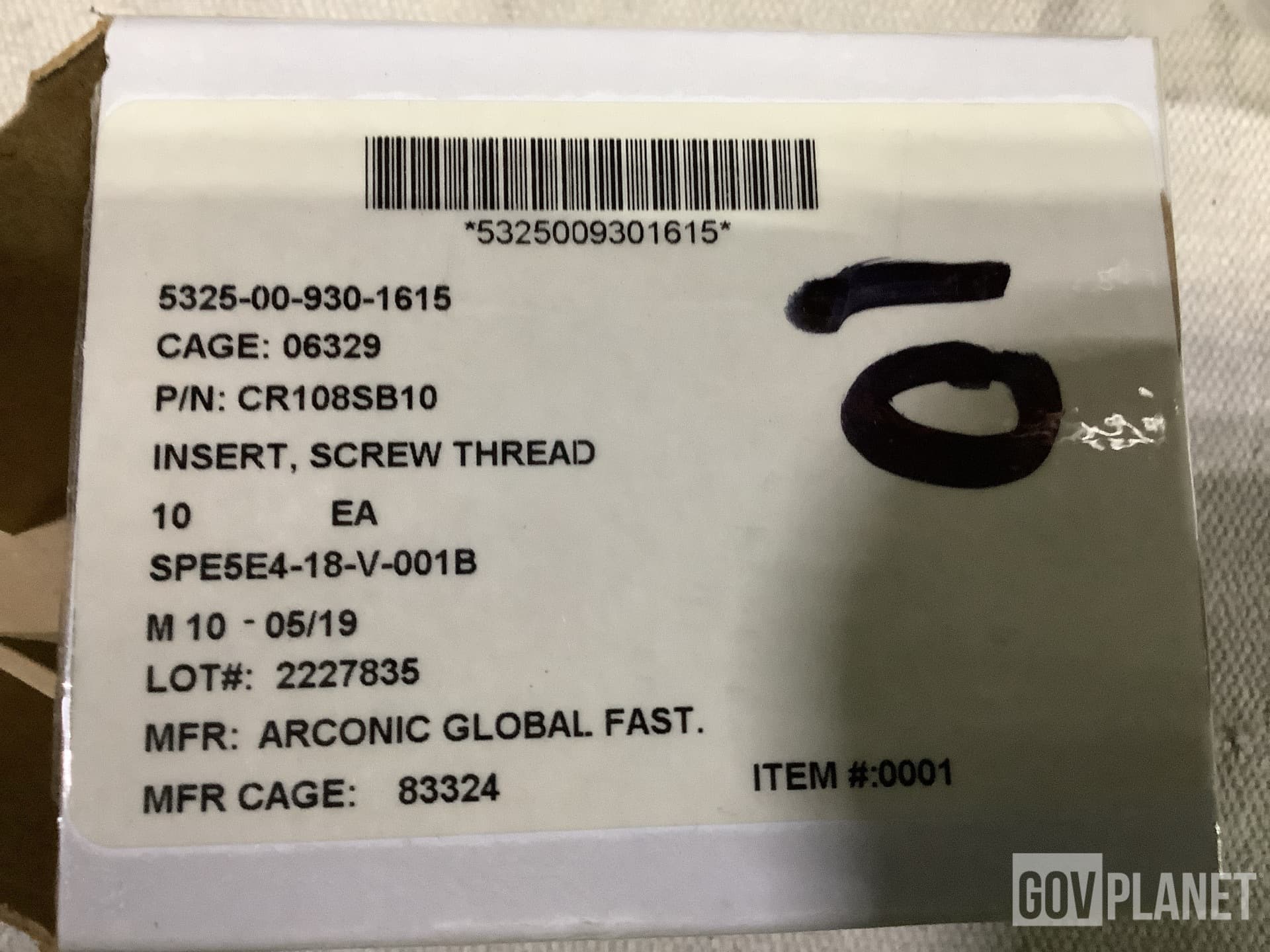 (4,577) Screw Thread Inserts & (7) Reverse Carrier Supports