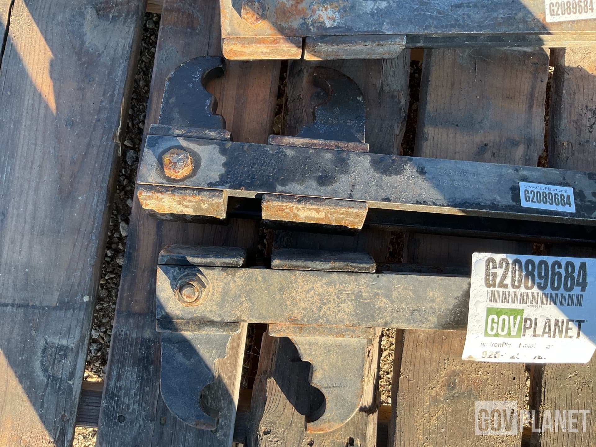 (4) Full Tracked Vehicle Track Connecting Fixtures